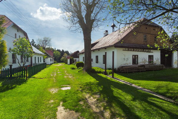 Zaniklé sklárny Koruny Vysočiny (foto 1)