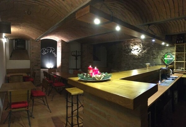 BAR UBARYHO (foto 1)