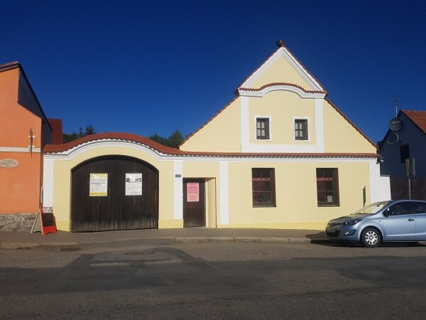 UBYTOVÁNÍ ŽIŽKOVA (foto 1)