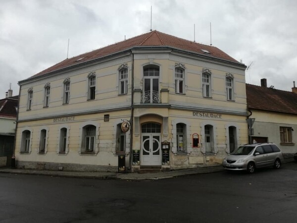 RESTAURACE U KALIVODŮ (foto 1)