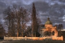 Hrobka Pallavicini Jemnice (foto 2)