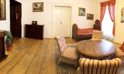 Zámek Úsobí (foto 2)