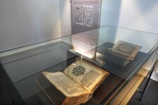 Památník Bible kralické (foto 8)