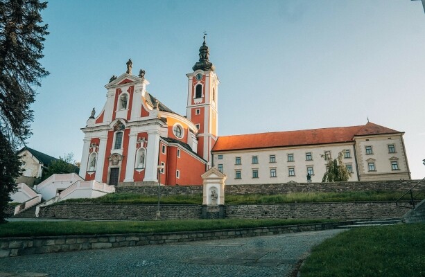 Pacovskem s Antonínem Sovou a Bernardem Bolzanem (foto 1)