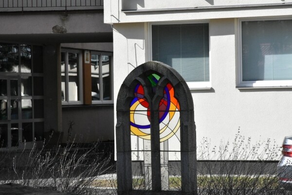 Uměleckoprůmyslová akademie a gymnázium Světlá nad Sázavou (foto 1)