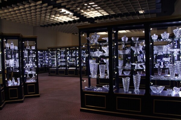 CRYSTAL BOHEMIA GLASSWORKS (photo 1)