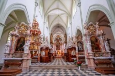 Za Santiniho stavbami (foto 2)