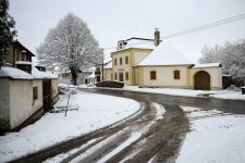 Za Santiniho stavbami (foto 6)