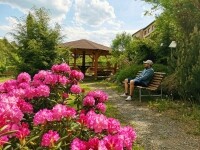 Novoměstskou památkovou zónou (foto 3)