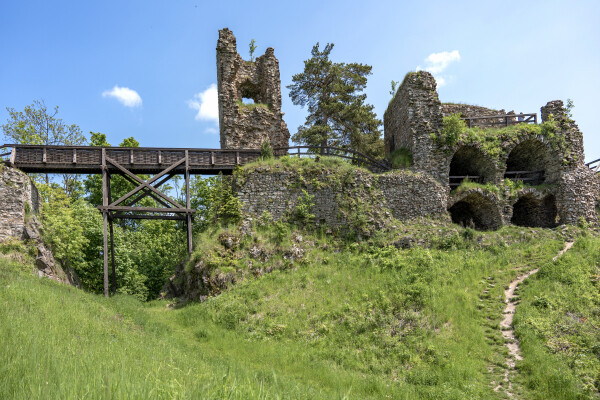 Ke třem zříceninám na Bystřicku (foto 1)