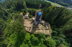 Věž zříceniny hradu Orlík (foto 5)