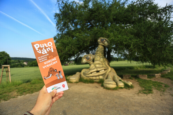 Putování po sochách Michala Olšiaka (foto 1)