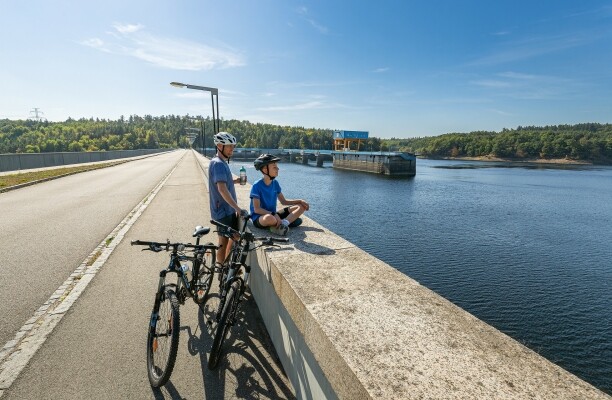 Okolí vodní nádrže Dalešice (foto 1)