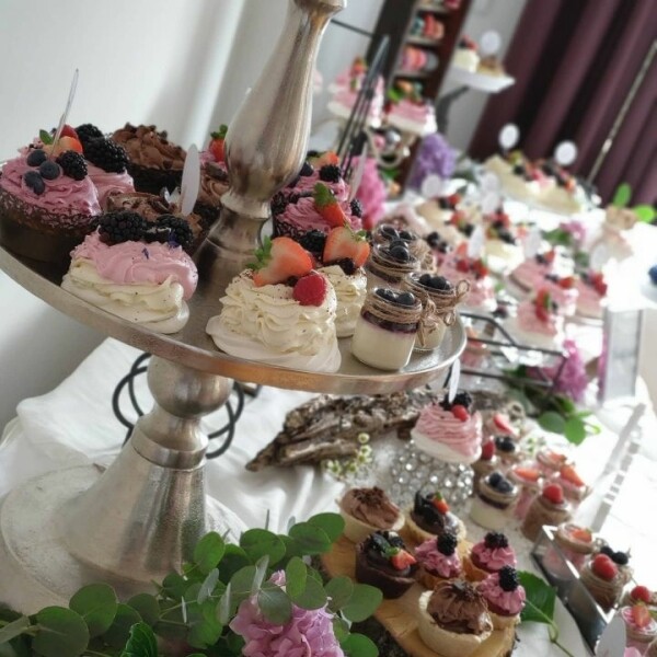 RESTAURACE HOTELU ANTOŇ (foto 1)