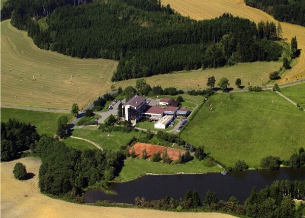 HOTEL SKALSKÝ DVŮR (foto 1)