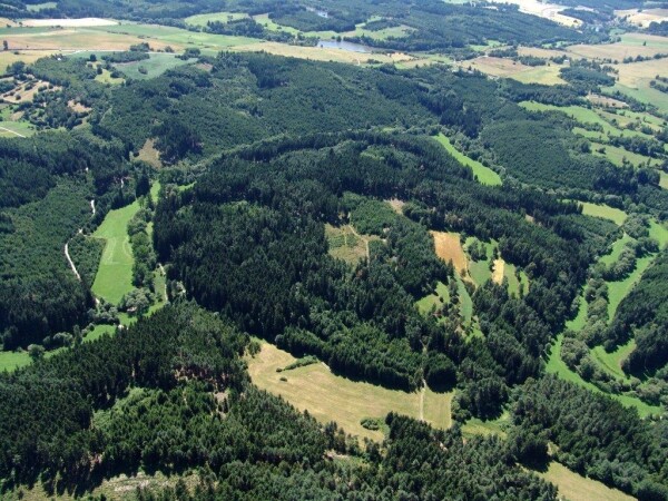 Nesměřským údolím - modrá stezka s interaktivními prvky pro děti (foto 1)