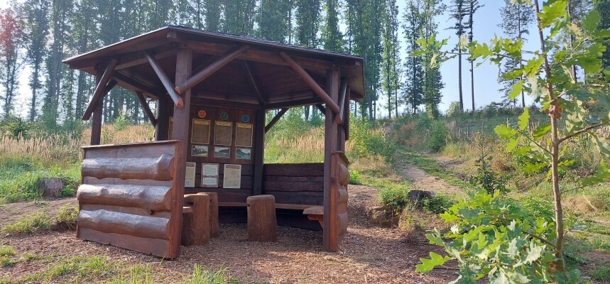 Výlet s Jestřábem a Hochy od Bobří řeky do Sluneční zátoky (foto 1)