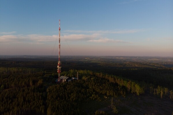 Z Telče do Počátek kolem nejvyššího vrcholu Vysočiny (foto 1)