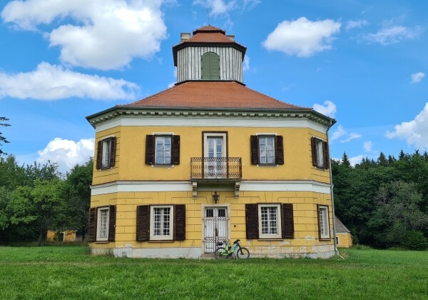 Na kole na zámeček Aleje (foto 1)