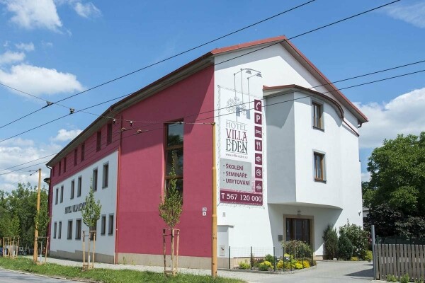 HOTEL VILLA EDEN (foto 1)