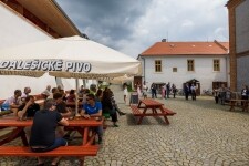 Z filmového pivovaru na wellness (foto 3)