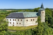 Za historií perleti do zámeckého areálu (foto 3)