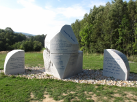 Pomník – Hlava XXII v Dolním Městě (foto 2)