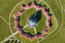 Poutní kostel sv. Jana Nepomuckého na Zelené hoře (UNESCO) (foto 3)