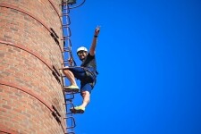 Seskoky a slaňování z komína (foto 6)