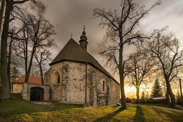 Kostel sv. Víta Jemnice (foto 1)