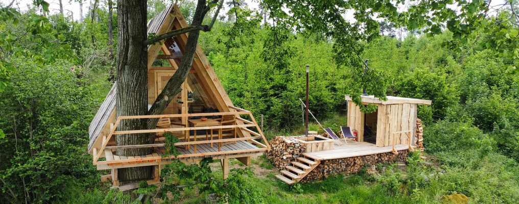 TREEHOUSE Triangl Bochovice (foto 1)