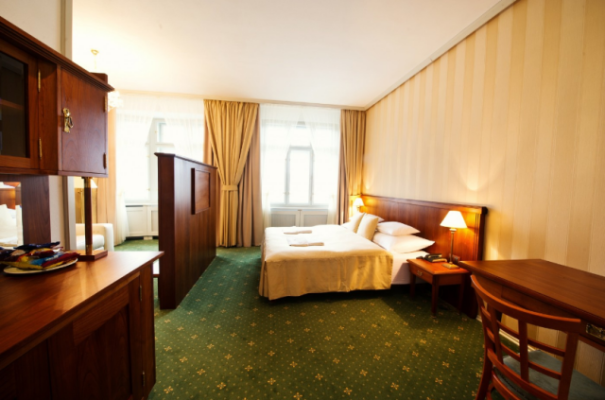 HOTEL SLÁVIE PELHŘIMOV (foto 1)