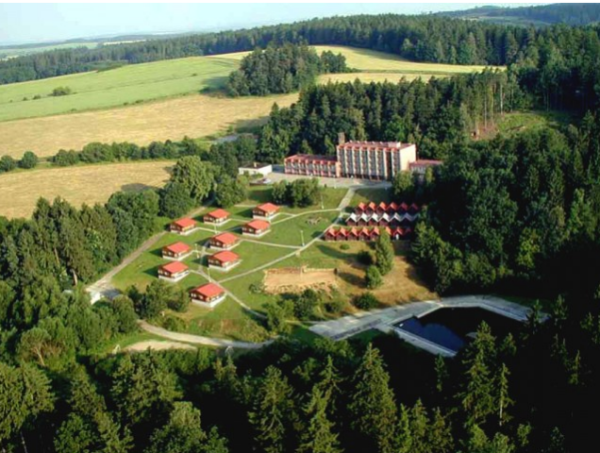 REKREAČNÍ STŘEDISKO KLETEČNÁ (foto 1)