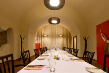 RESTAURACE TŘI KNÍŽATA (foto 2)