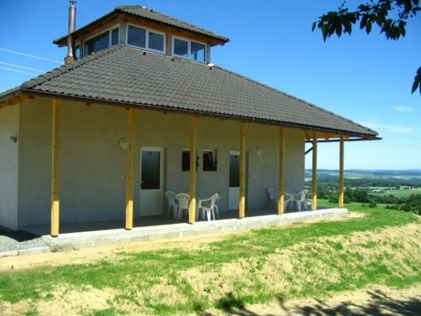 Rekreační domy v Lipnici nad Sázavou (foto 1)