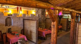 RESTAURACE NA HRADBÁCH (foto 3)