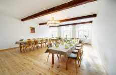 RESTAURACE NA ČTYŘCE (foto 3)