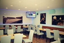 THE LEGENDS - RESTAURANT & PUB (foto 2)