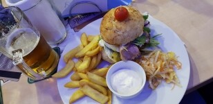 THE LEGENDS - RESTAURANT & PUB (foto 4)