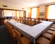 RESTAURACE HOTELU ČERNÝ OREL (foto 2)