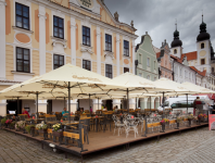 RESTAURACE HOTELU ČERNÝ OREL (foto 5)