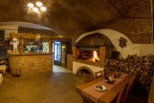 RESTAURACE HOSPODÁŘSKÝ DVŮR BOHUSLAVICE (foto 3)