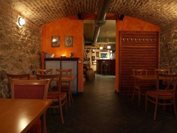 Restaurace Hurikán (foto 1)