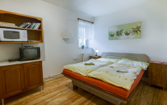 CHALUPA U POTOKA (foto 3)