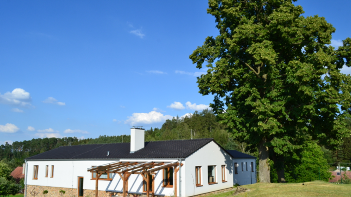 FARMA KUNDRATICE (foto 1)