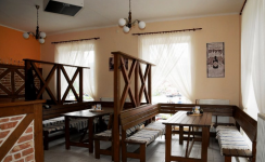 RESTAURACE POD PERNŠTEJNEM (foto 2)