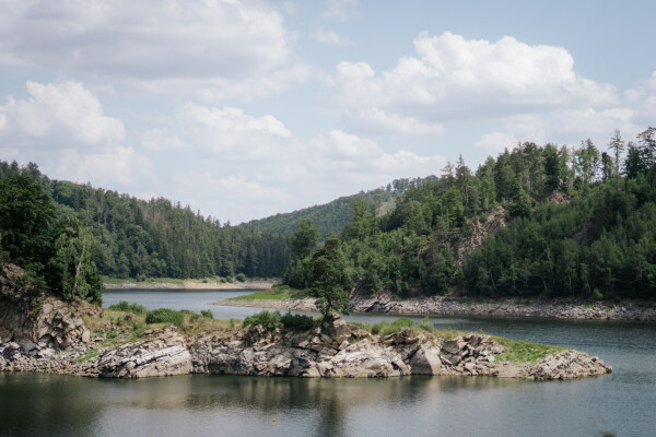 Za vyhlídkami nad údolím Svratky a hradem Pernštejn (foto 1)