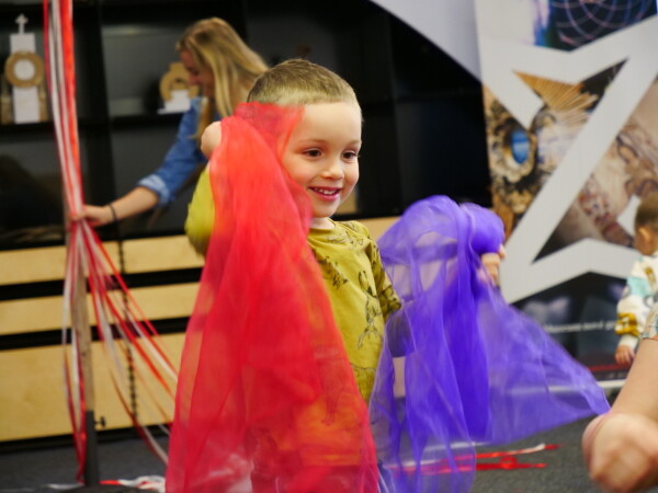 17425600831294-kurz-tvoriva-hra-pro-nejmensi-zamek-z-dar-25