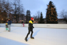 Vánoční kluziště v Humpolci (foto 2)