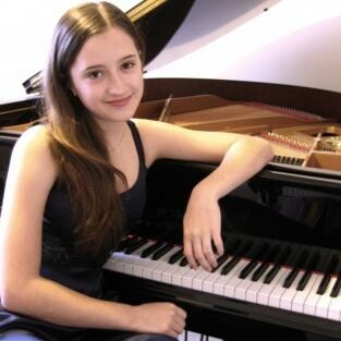 KPH 2021/2022 Klavírní recitál Kateřiny Potocké (foto 1)